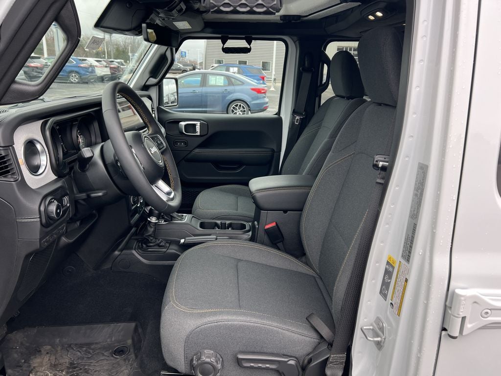 2024 Jeep Wrangler Sahara