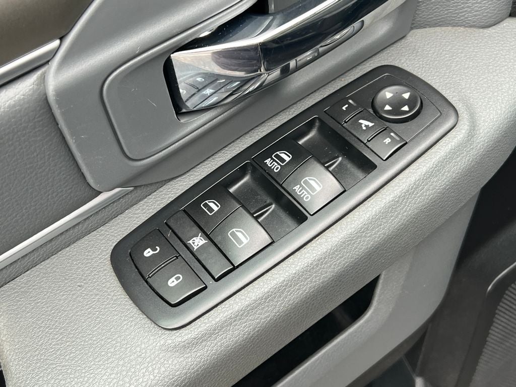 2017 RAM 1500 Big Horn