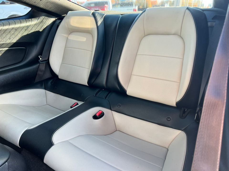 2015 Ford Mustang EcoBoost Premium