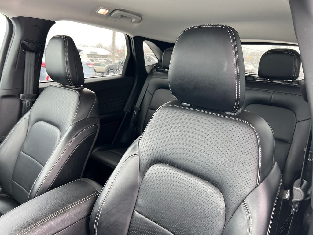 2024 Ford Escape Platinum