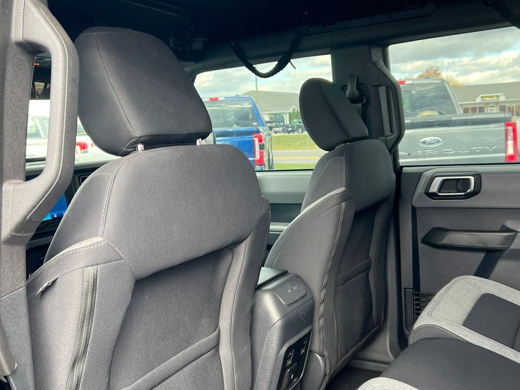 2022 Ford Bronco Base