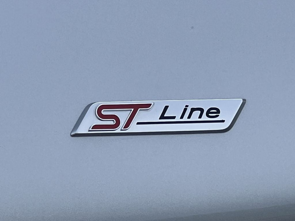 2024 Ford Explorer ST-Line