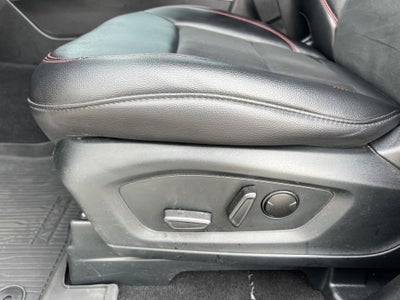 2024 Ford Explorer ST-Line