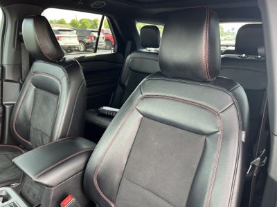 2024 Ford Explorer ST-Line