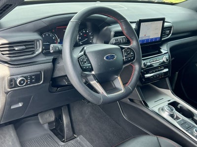 2024 Ford Explorer ST-Line