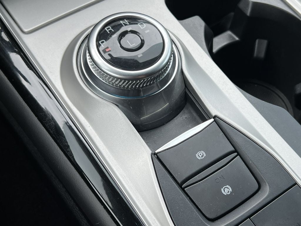 2024 Ford Explorer ST-Line