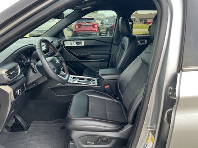 2024 Ford Explorer ST-Line
