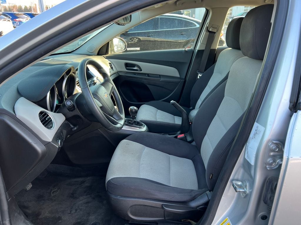 2015 Chevrolet Cruze LS