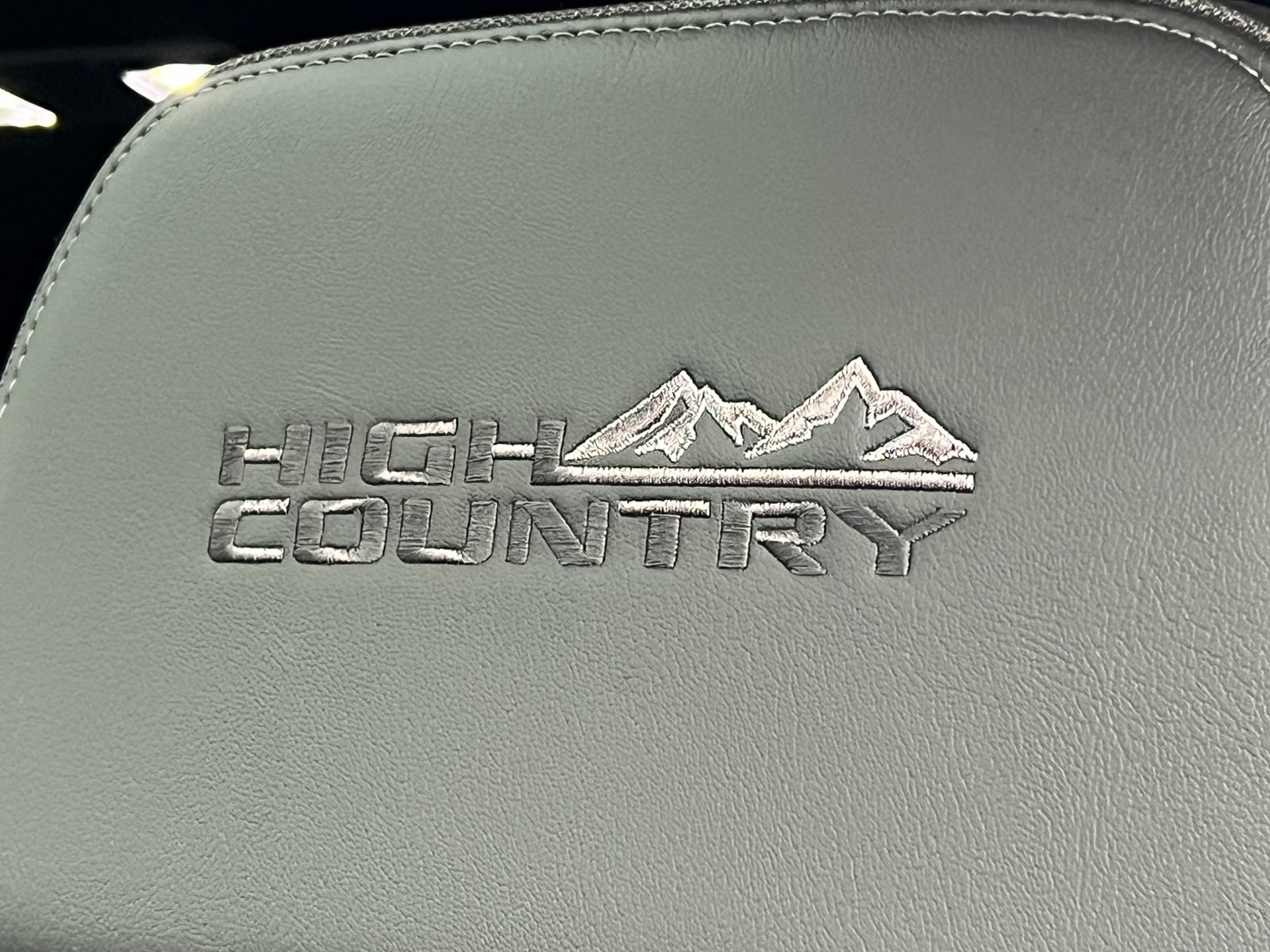 2023 Chevrolet Silverado High Country