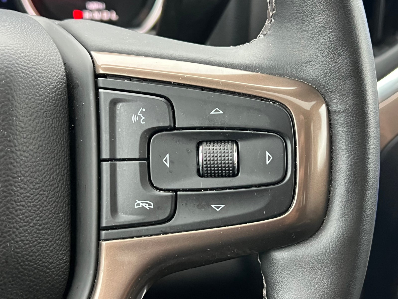 2023 Chevrolet Silverado High Country