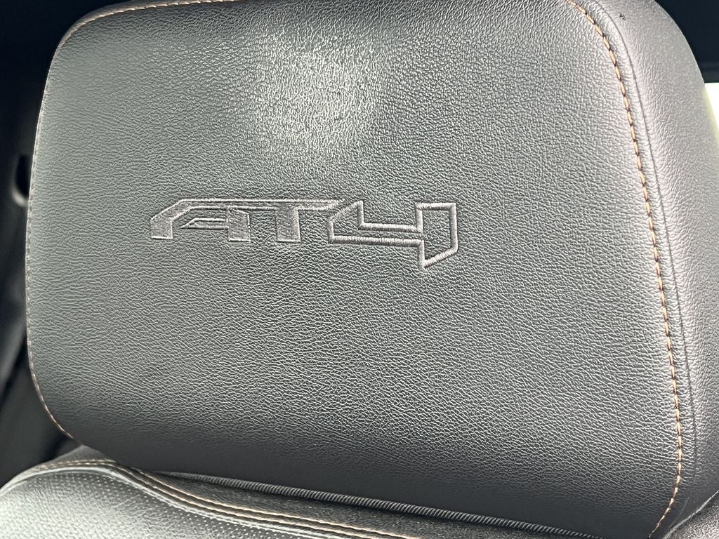 2021 GMC Sierra AT4