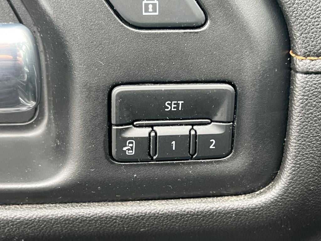 2021 GMC Sierra AT4