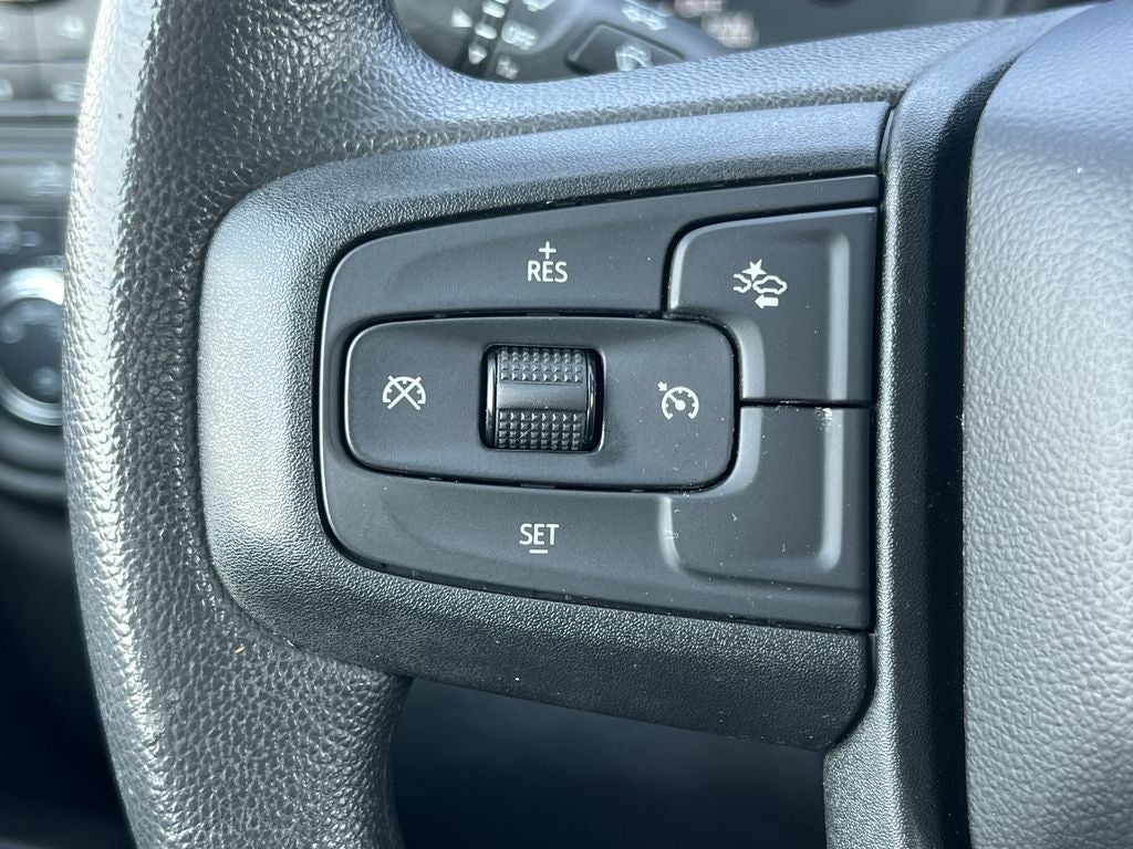 2024 GMC Sierra Pro