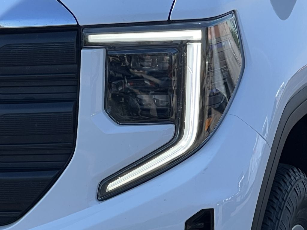 2024 GMC Sierra Pro