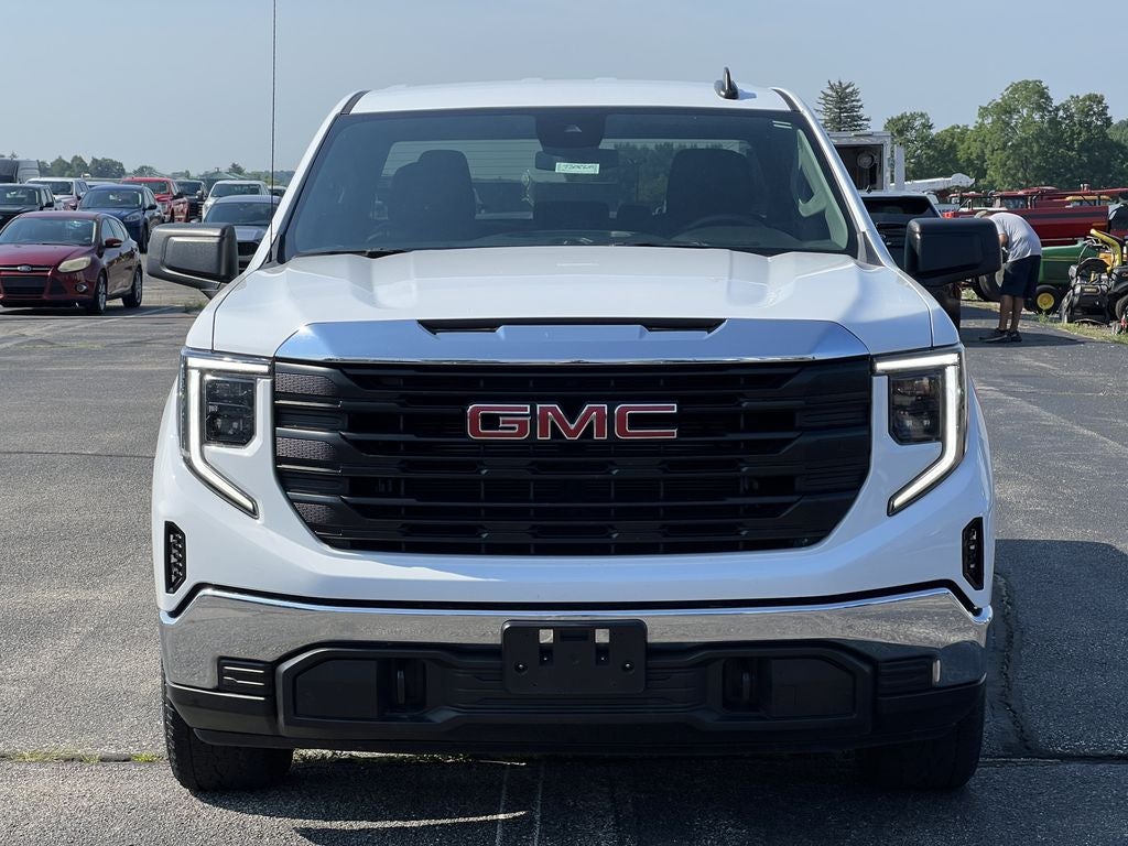 2024 GMC Sierra Pro