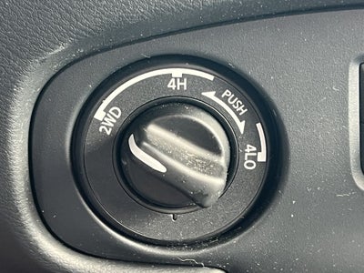 2022 Nissan Frontier SV