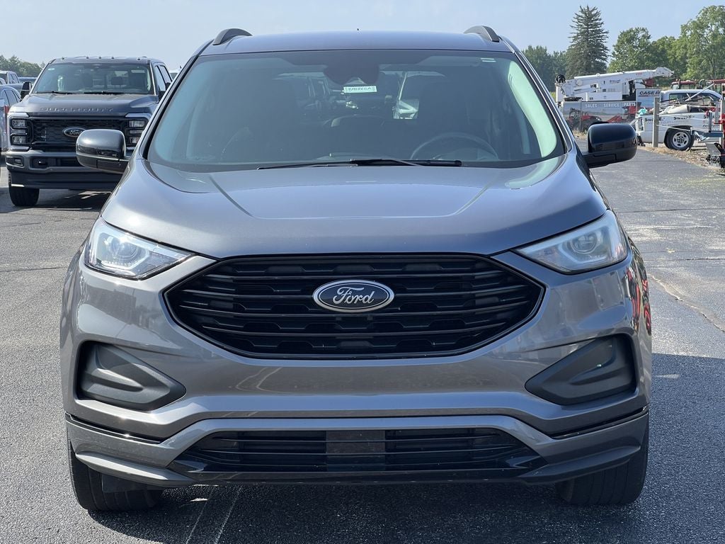 2022 Ford Edge SE