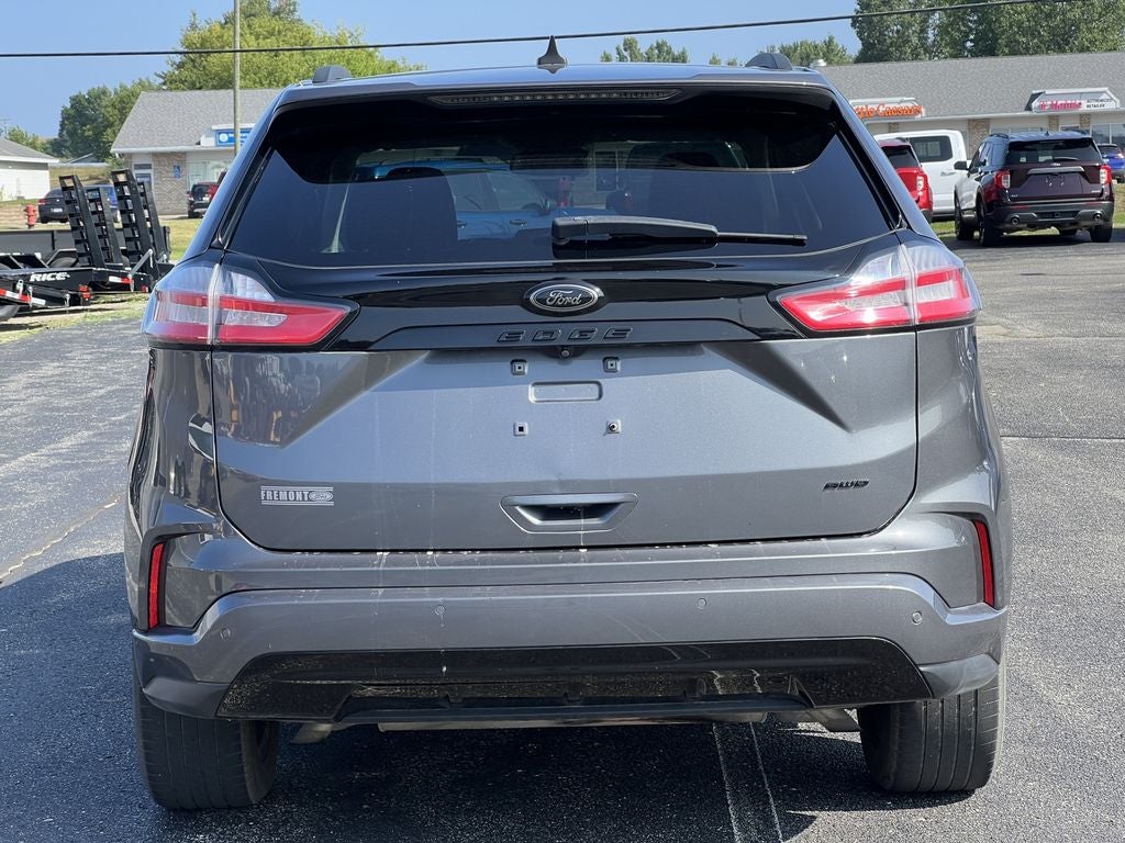 2022 Ford Edge SE