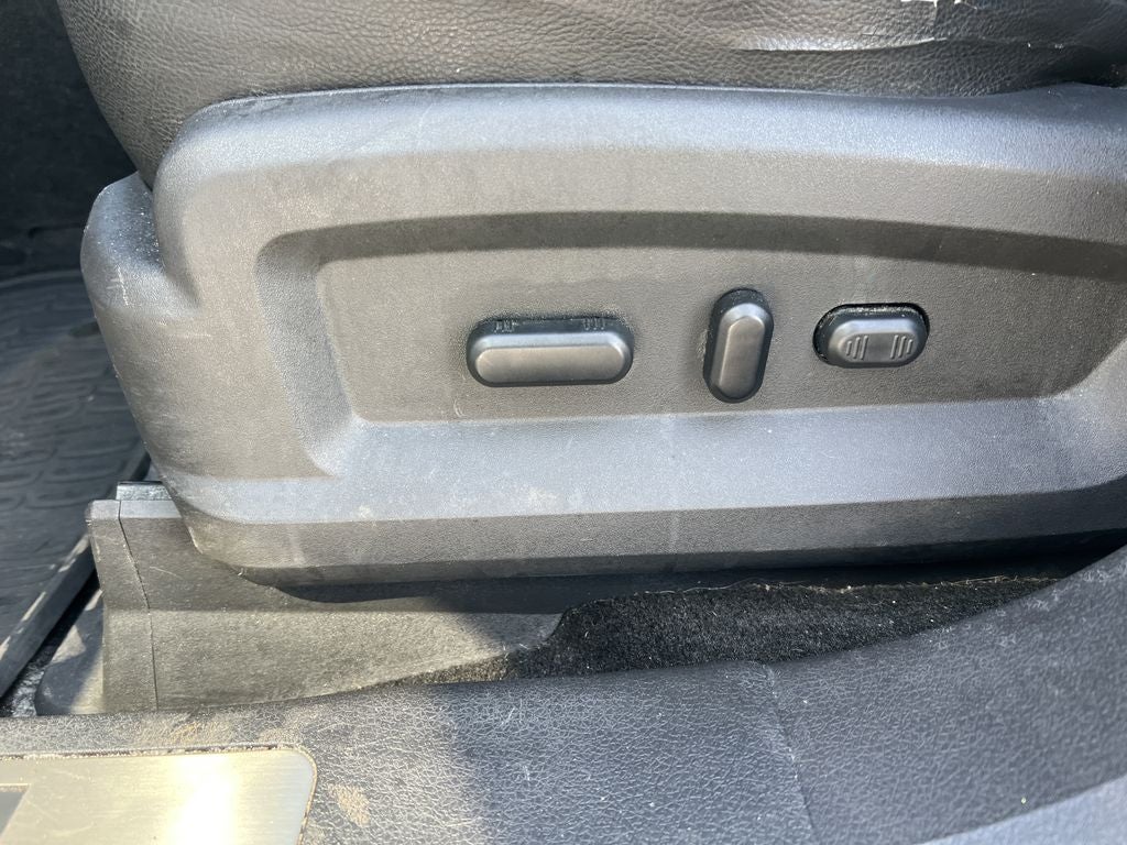 2013 Lincoln MKX Base