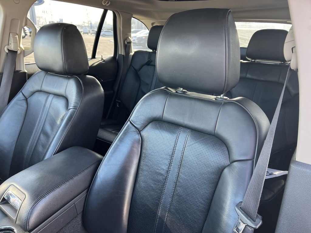 2013 Lincoln MKX Base