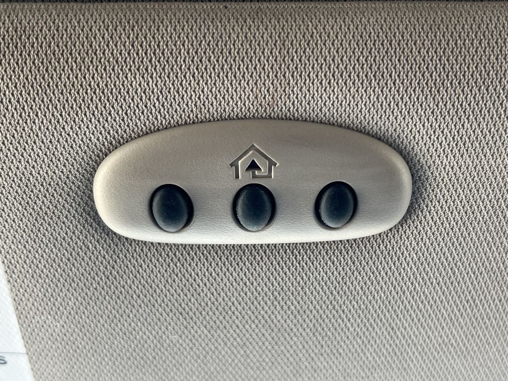 2013 Lincoln MKX Base