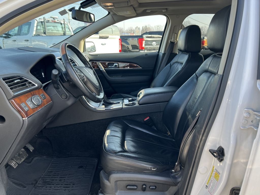 2013 Lincoln MKX Base