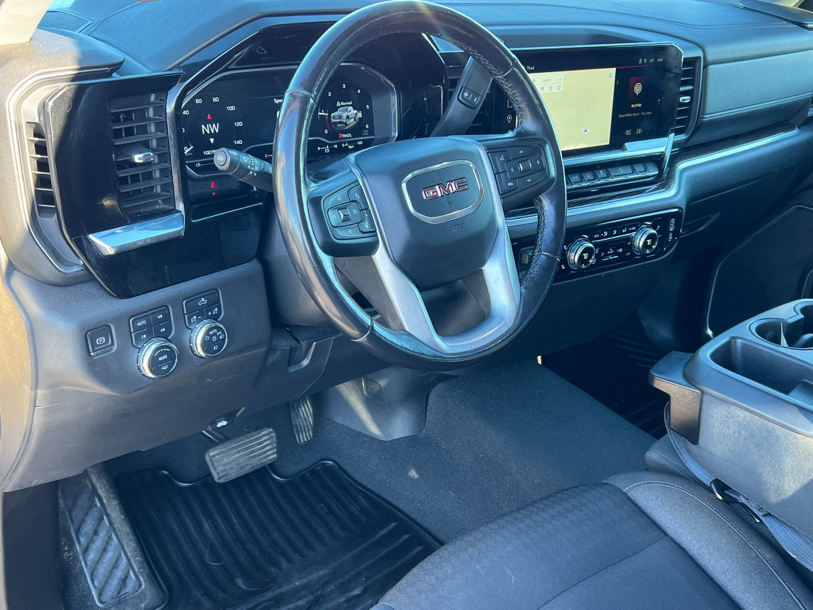 2022 GMC Sierra Elevation