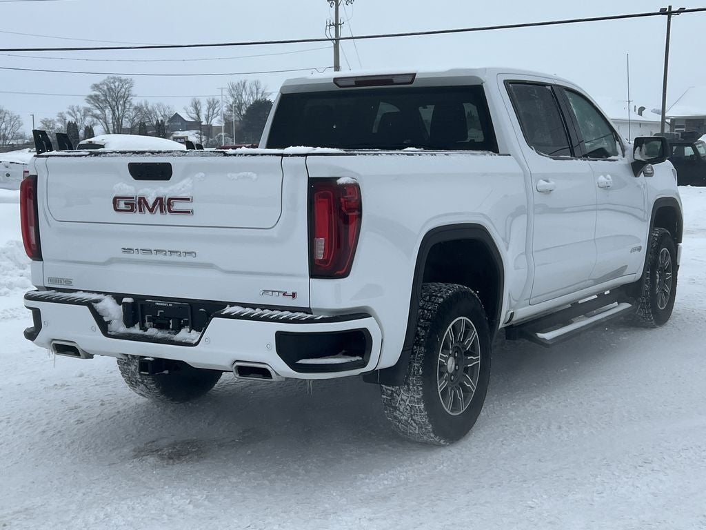 2024 GMC Sierra AT4