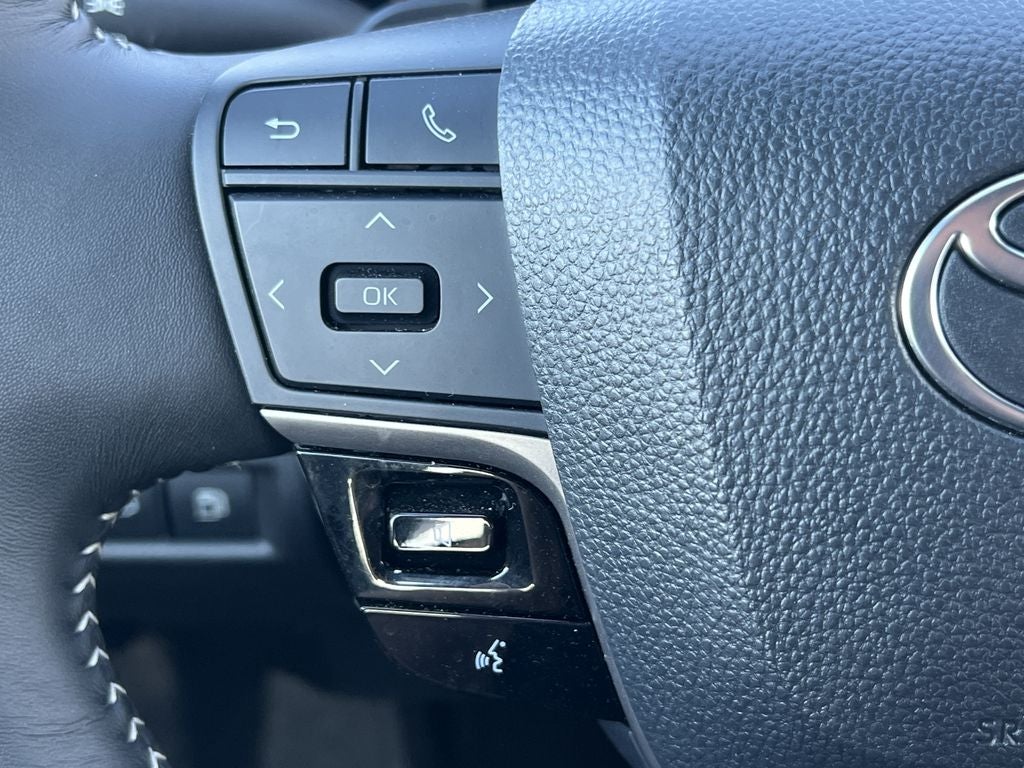 2025 Toyota Camry Hybrid Base