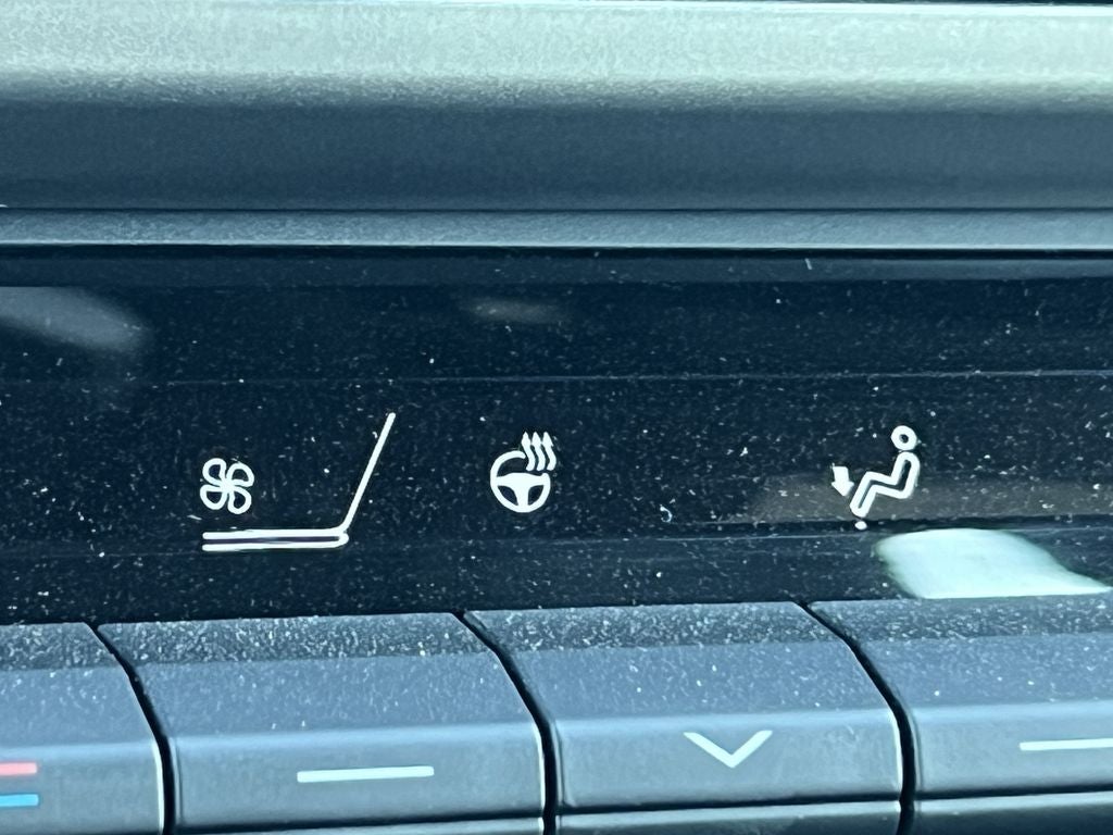 2025 Toyota Camry Hybrid Base