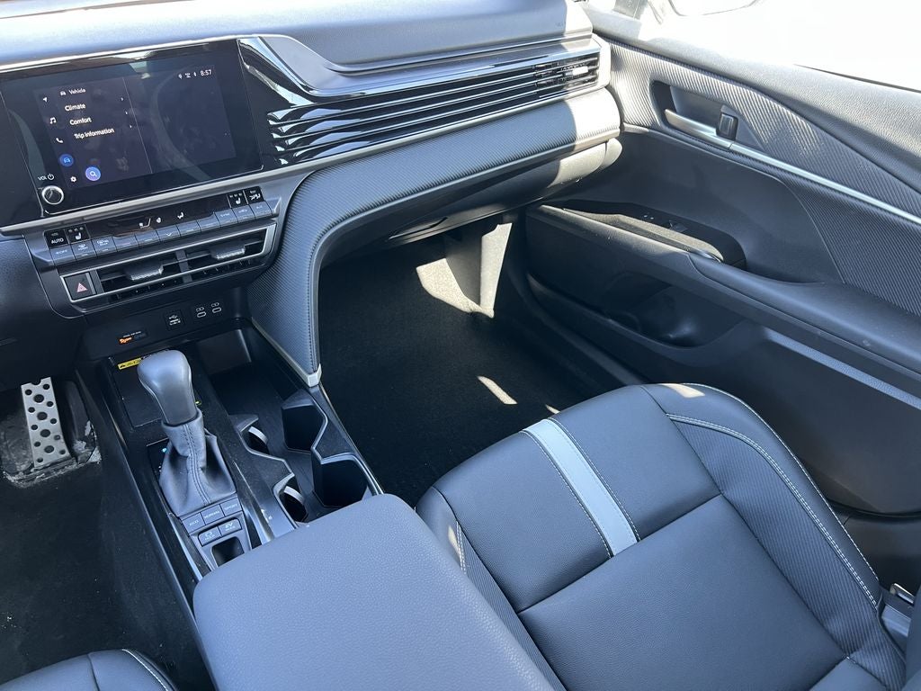 2025 Toyota Camry Hybrid Base