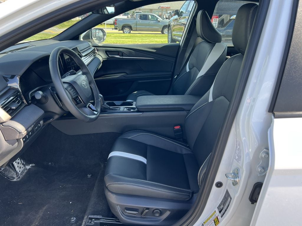 2025 Toyota Camry Hybrid Base