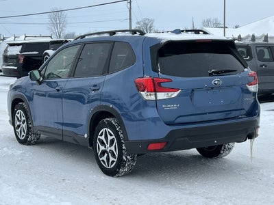 2022 Subaru Forester Premium