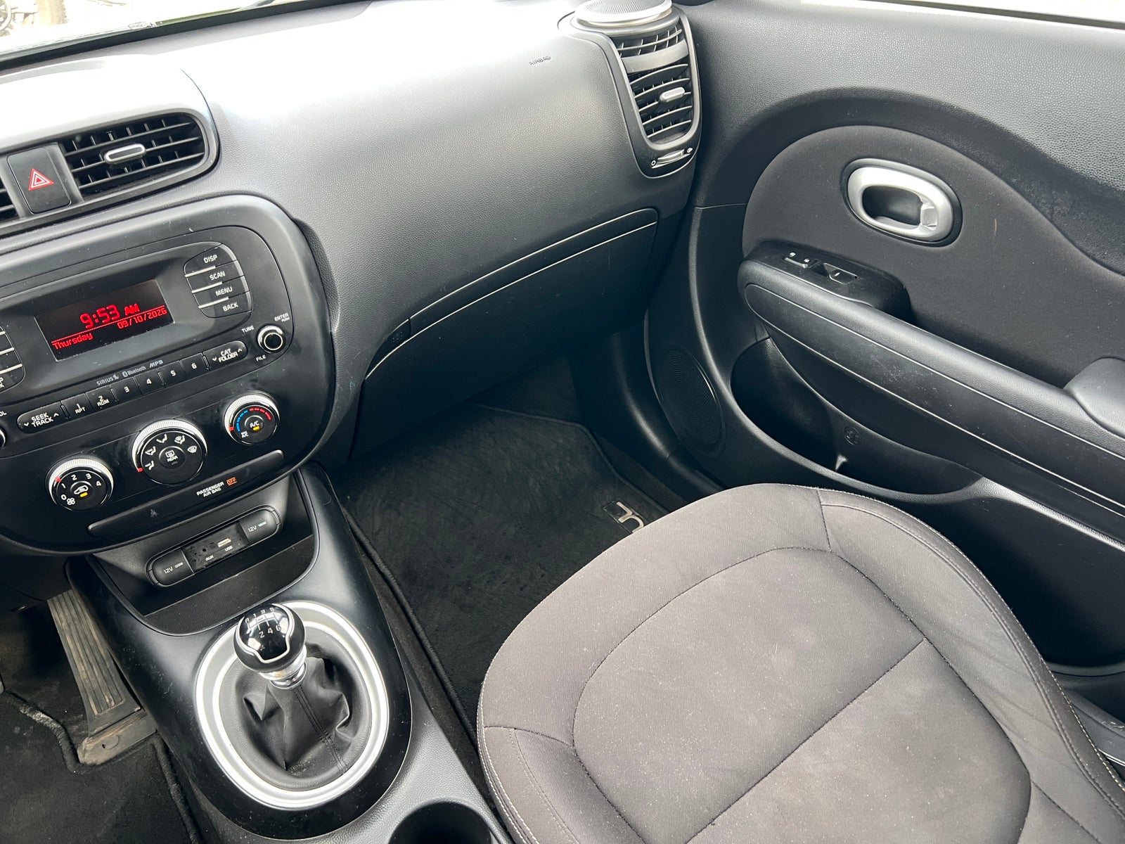 2016 Kia Soul Base