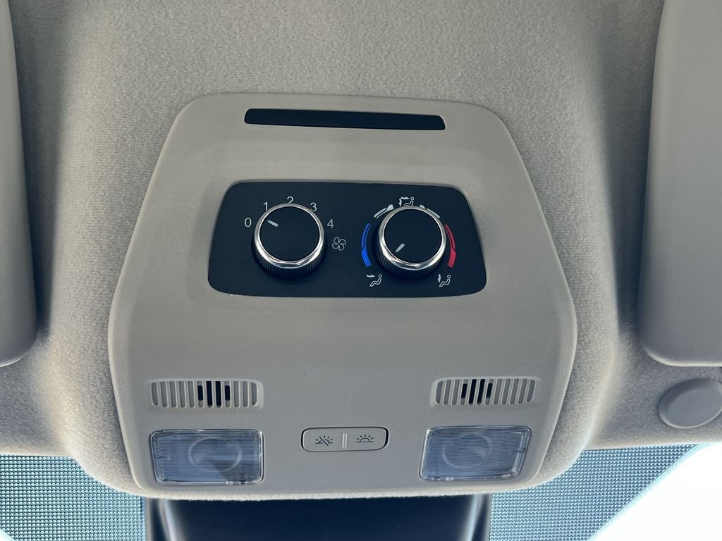 2026 Ford Transit Wagon XLT