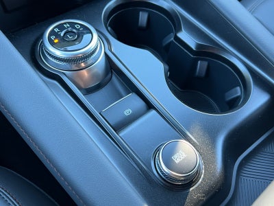 2027 Ford Explorer Active w/200A Pkg