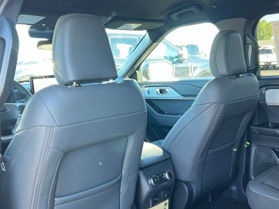 2027 Ford Explorer Active w/200A Pkg