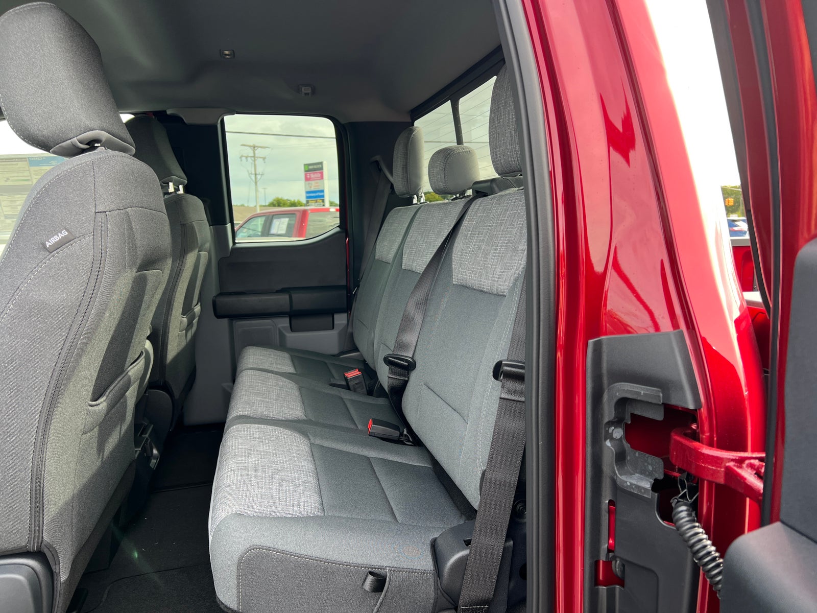 2027 Ford F-250 XLT