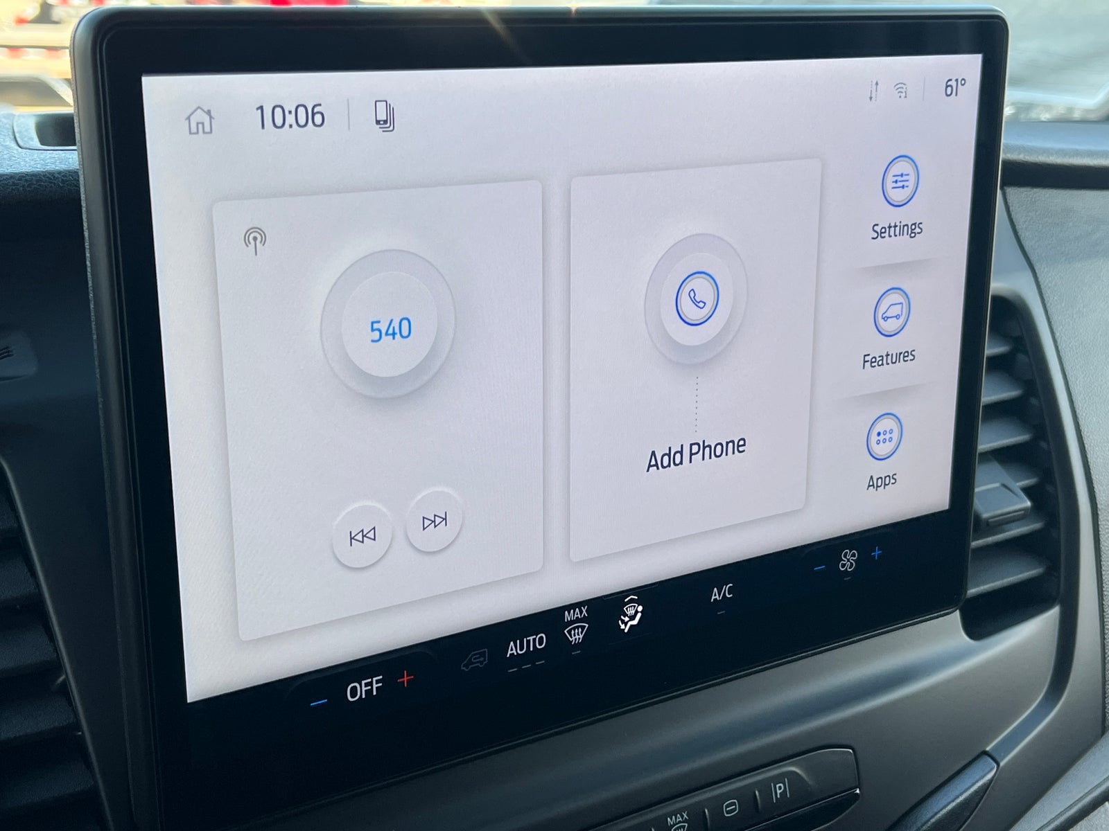 2027 Ford Transit Van Base