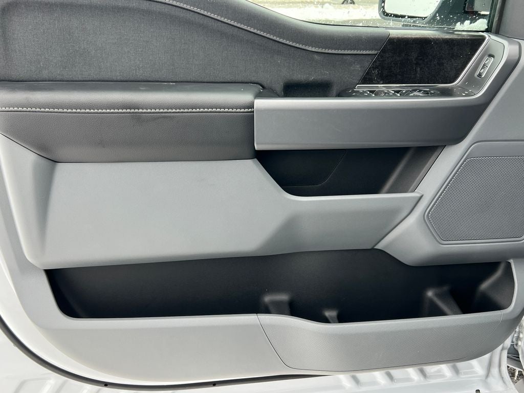 2025 Ford F-150 Lightning XLT