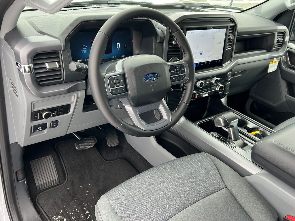 2025 Ford F-150 Lightning XLT