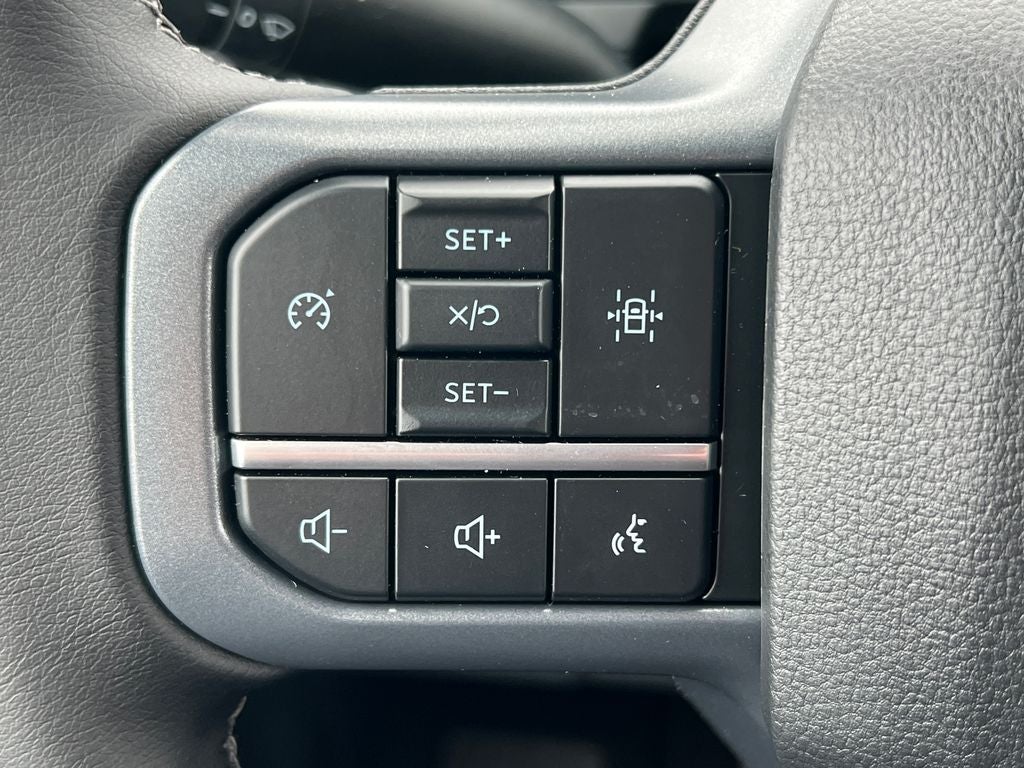 2025 Ford F-150 Lightning XLT